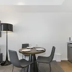 Broad Land Premium Apartments Chatswood Sydney