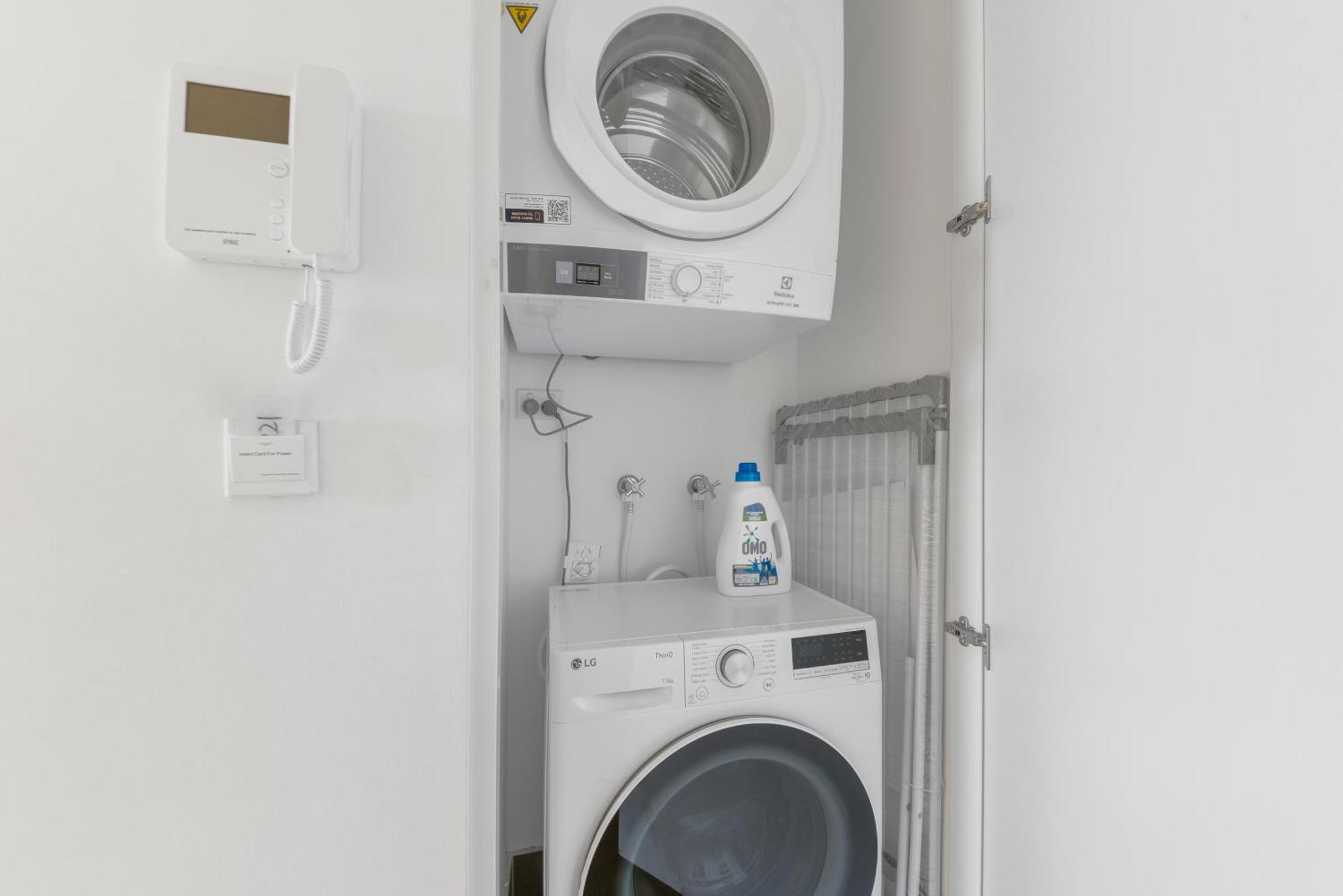 Broad Land Premium Chatswood